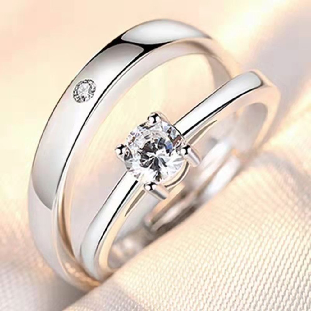 Sleek and Stylish Adjustable Wedding Band for Couples with a Chic Design