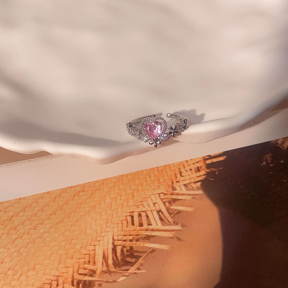 Fashionable Pink Love Diamond Ring for Women Lightweight and Comfortable Design