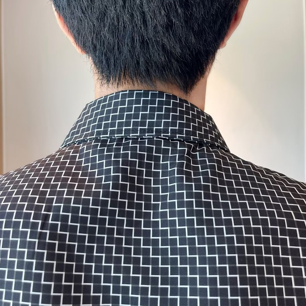 Sleek Men's Lapel Shirts in Korean Design Comfortable Lightweight and Stylish - Picture 17 of 26