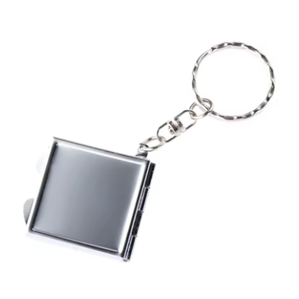 Aesthetic Metal Heart Shaped Keychain Designed to Brighten Up Your Style - Picture 16 of 16