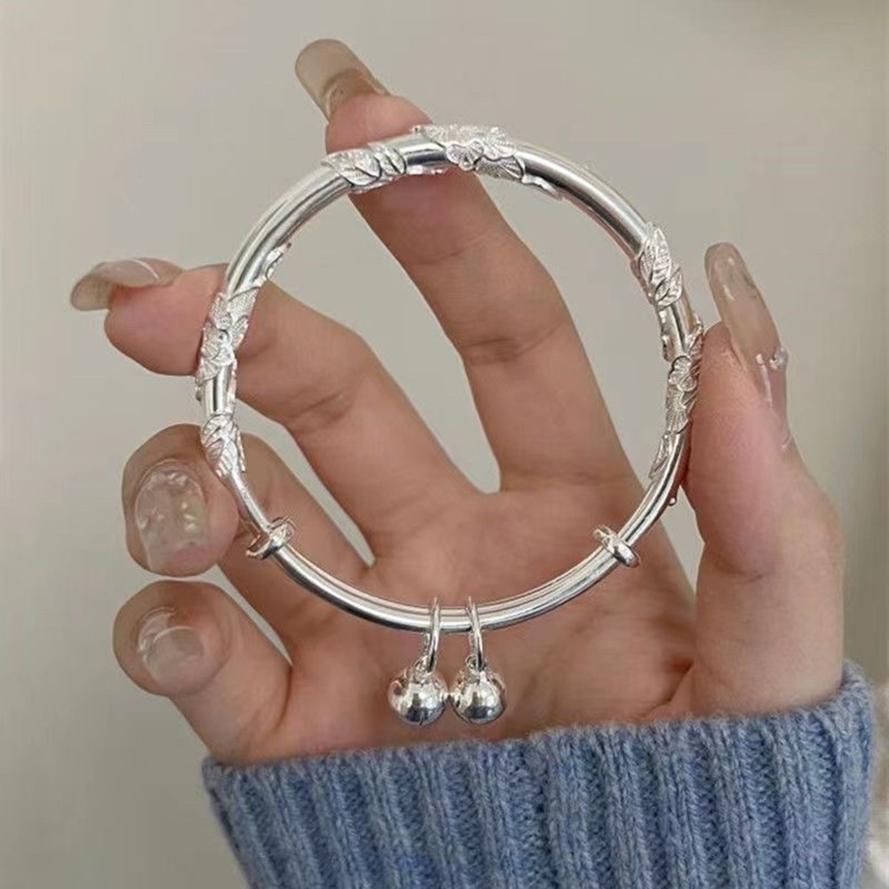 Bracelet en argent à la mode avec charmants détails papillon et fleurs en soie - Photo 14/14