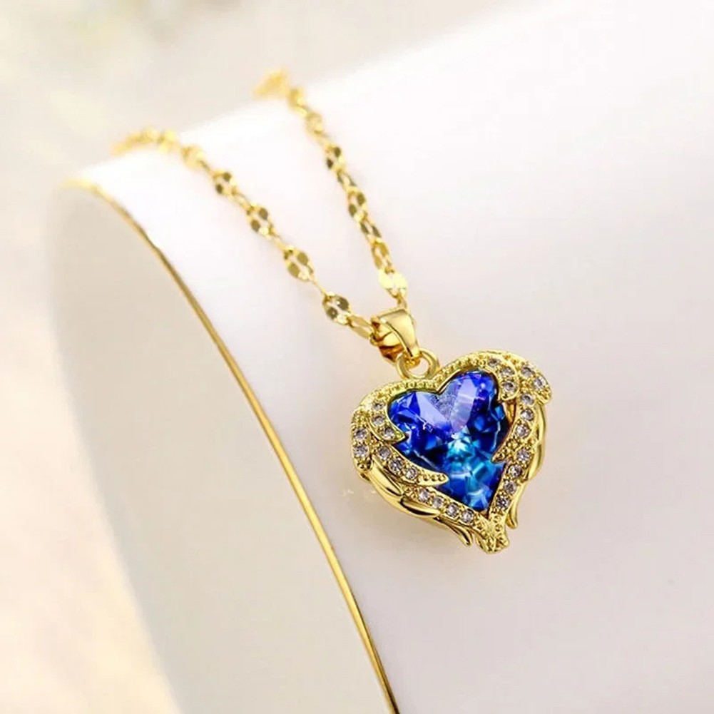 Elegant Heart Necklace Three Dimensional Design Ideal for Fashion Lovers - Picture 19 of 31