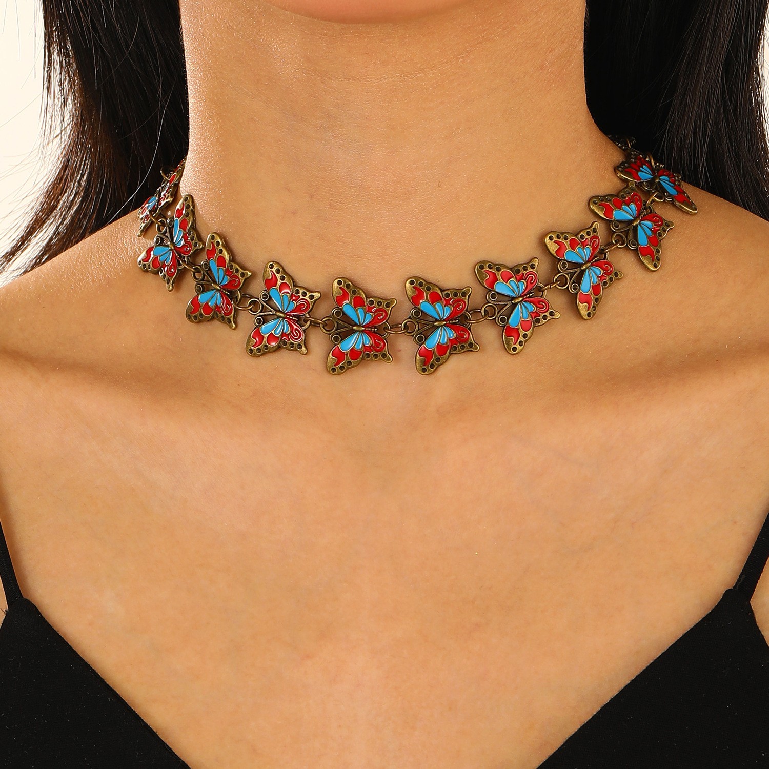 Unique Textured Chain Necklace Featuring Detachable Decorative Elements - Picture 18 of 47