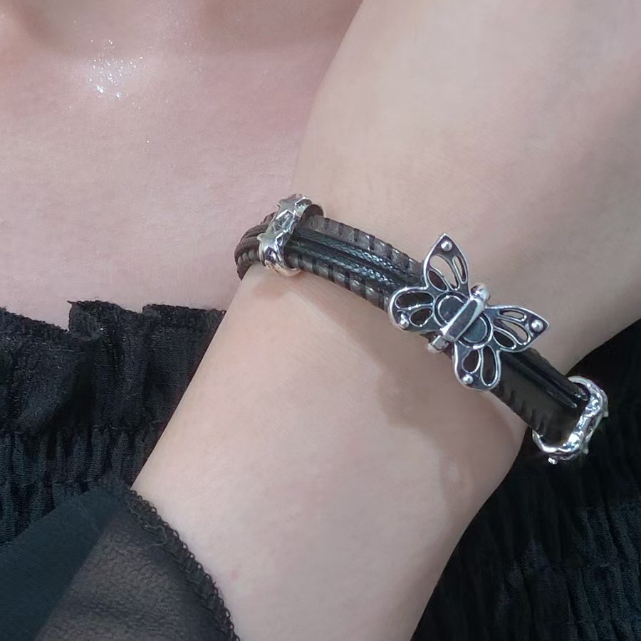 Unique Textured Chain Necklace Featuring Detachable Decorative Elements - Picture 46 of 47