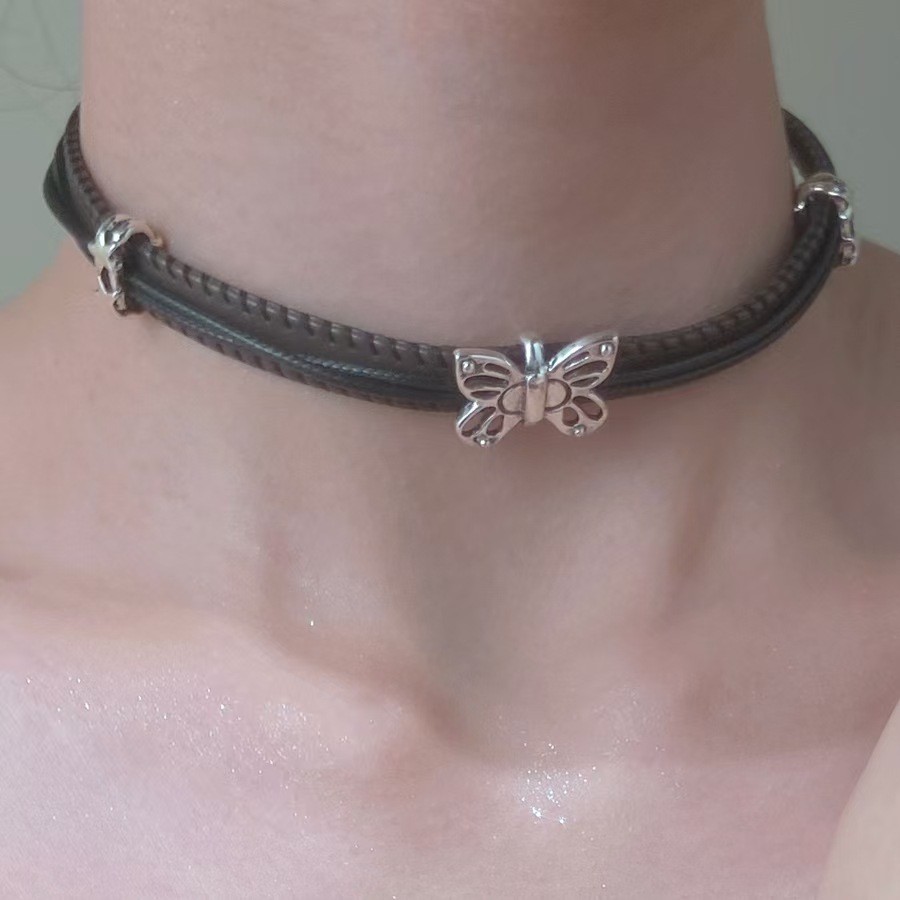 Unique Textured Chain Necklace Featuring Detachable Decorative Elements - Picture 47 of 47