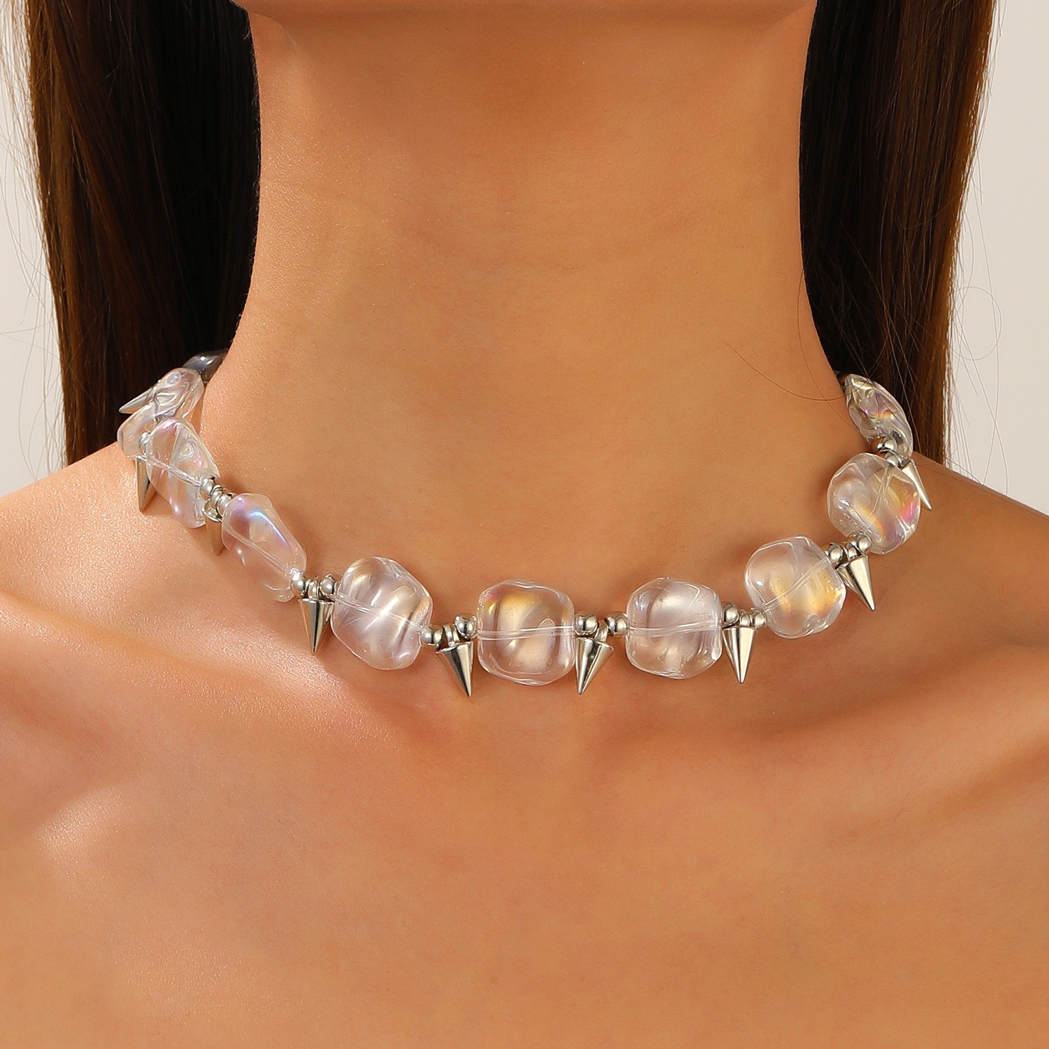 Unique Textured Chain Necklace Featuring Detachable Decorative Elements - Picture 16 of 47
