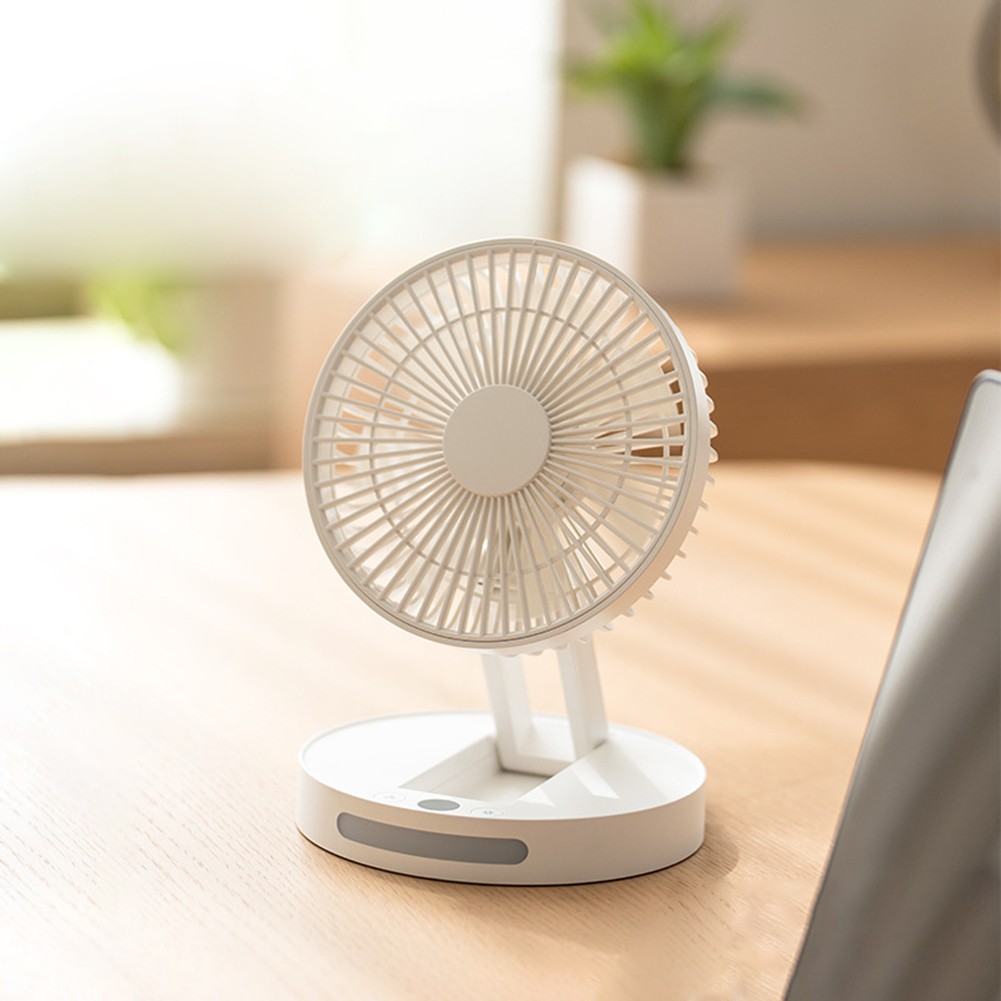Lightweight Portable Fan Featuring Digital Display and Speed Adjustments