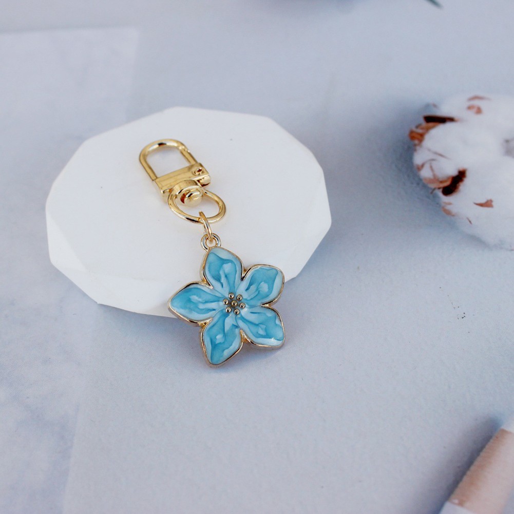 Lovely Colorful Keychain with Creative Pear Blossom Pendant for Personal Style - Picture 5 of 16