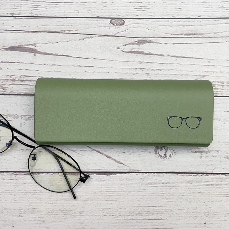 Fashionable and Practical Glasses Case with Strong Material Composition - Picture 15 of 17