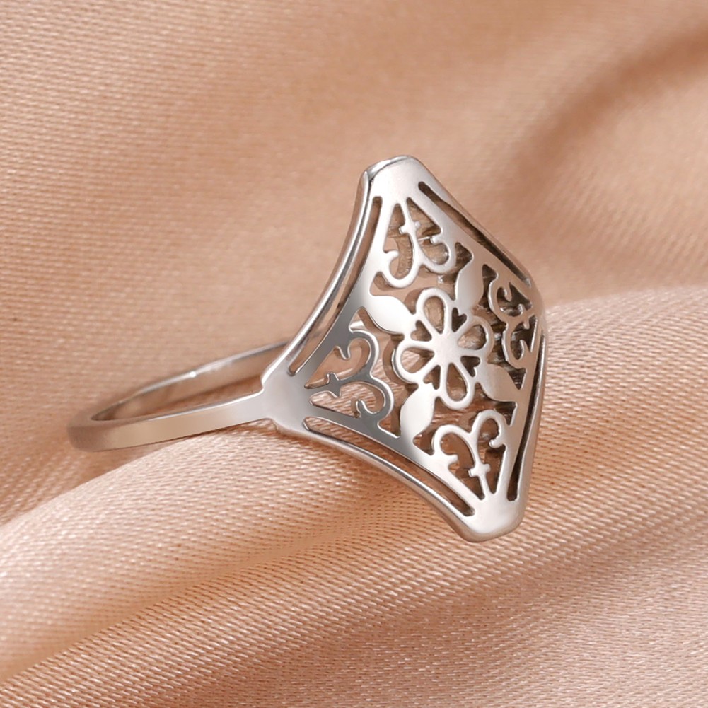 Unique Copper Ring Featuring a Flower Shape Perfect for Fashion Enthusiasts - Picture 8 of 16