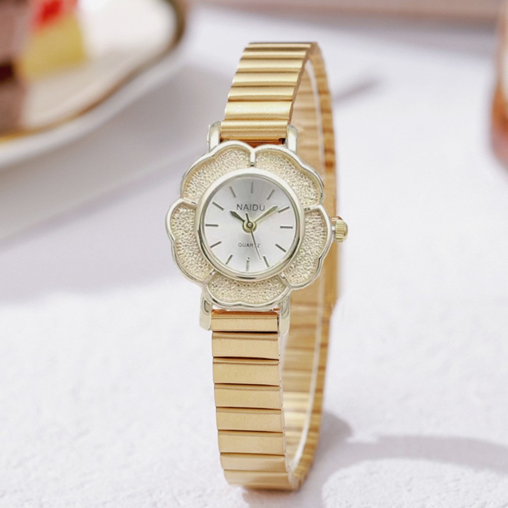 Distinctive Flower Shaped Steel Strip Watch Perfect for Casual or Formal - Picture 13 of 16