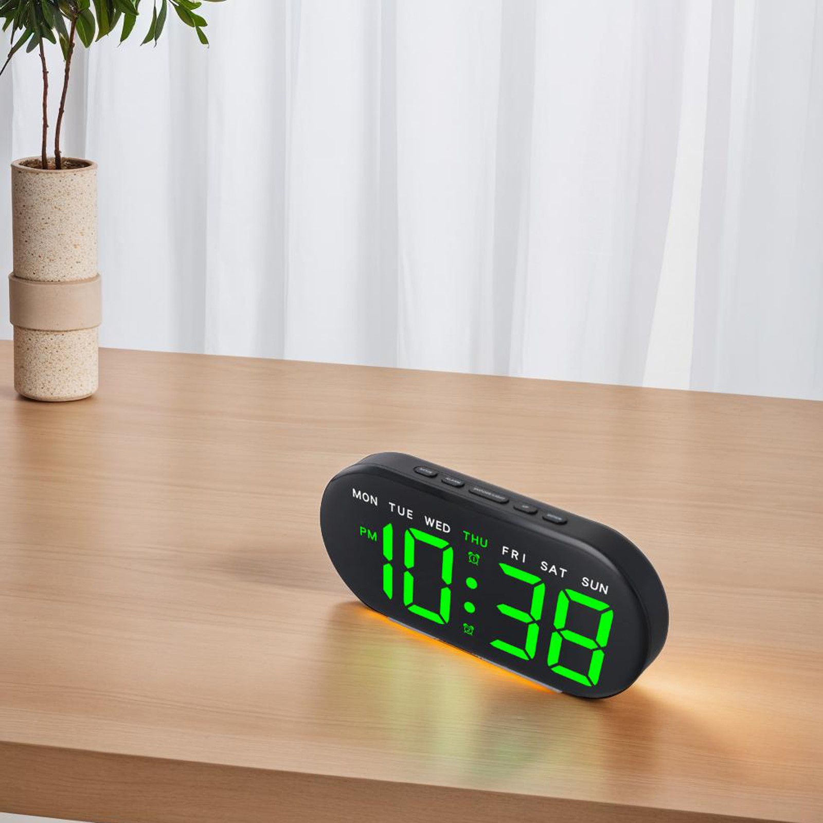 User Friendly Multifunctional Alarm Clock with Clear LED Temperature Readout