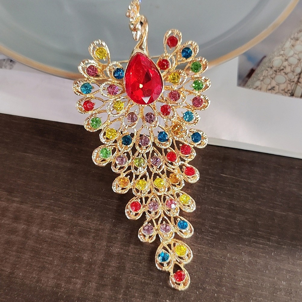 Bezaubernde Pfau Design Brosche ideal zur Veredelung jedes Outfits mit Eleganz - Picture 14 of 15