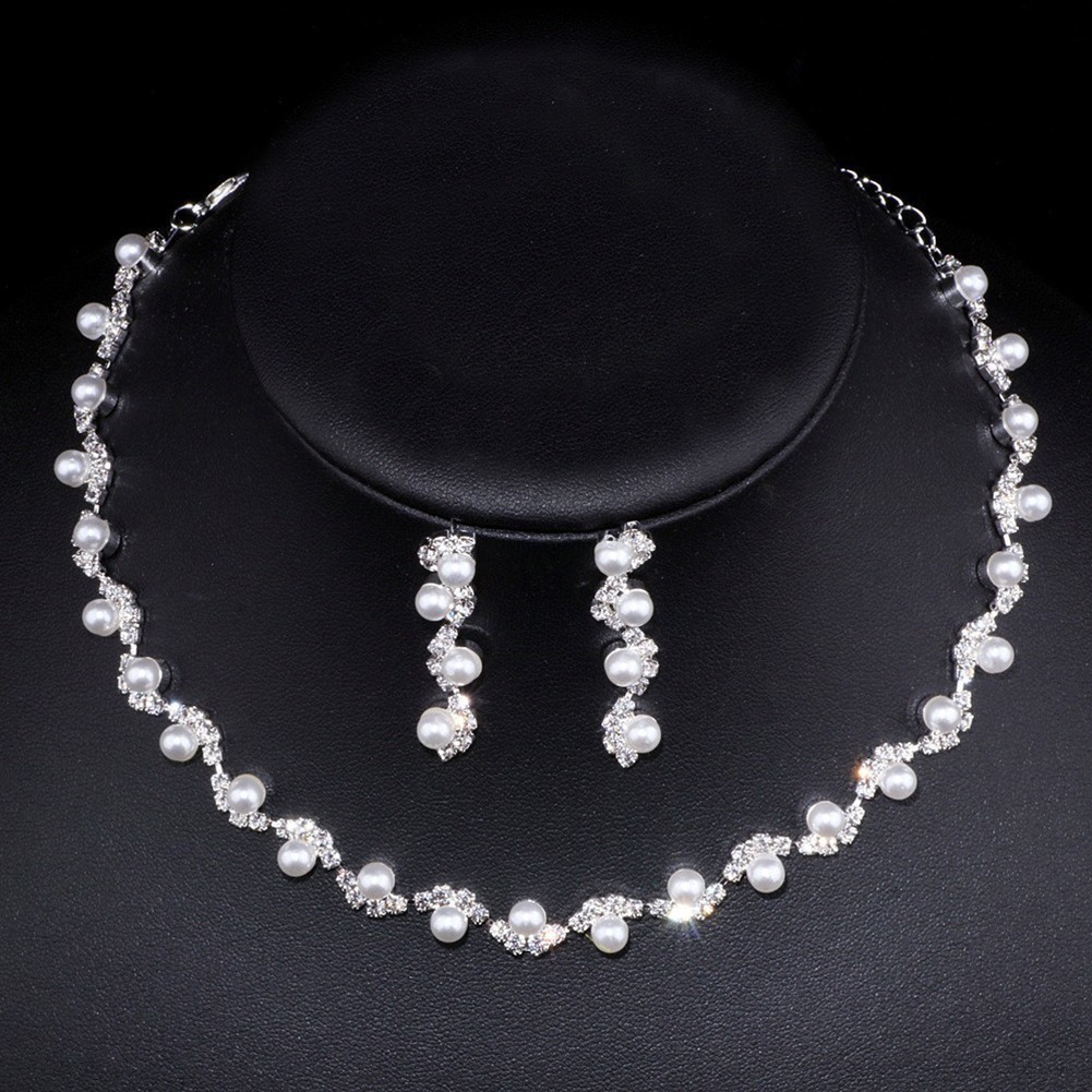 Fashionable Water Drop Necklace with Zircon Details for Elegant Outfits - Picture 34 of 38