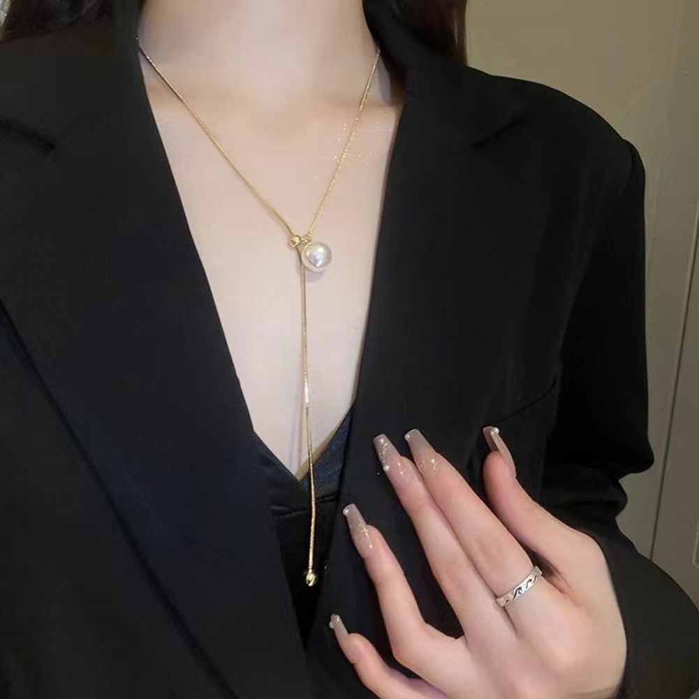 Vintage long pearl necklace with tassel ideal for a chic and stylish - Picture 13 of 14