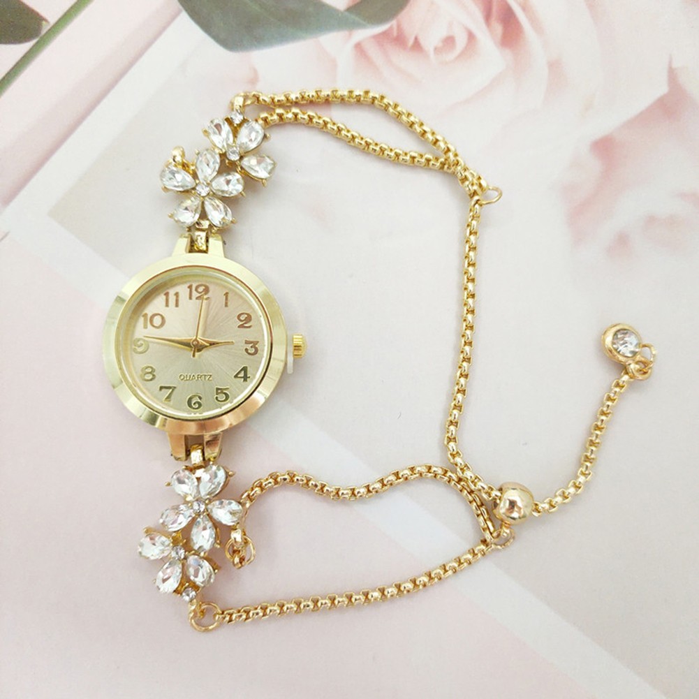 Trendy Women's Watch with Flower Design and Adjustable Digital Bracelet - Picture 18 of 19
