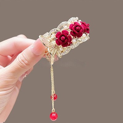 Matte Grey Velvet Booth Elegant Hair Accessories Three Dimensional Design - Bild 21 von 31