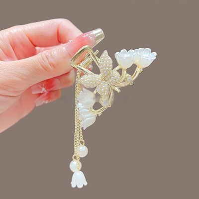 Matte Grey Velvet Booth Elegant Hair Accessories Three Dimensional Design - Bild 19 von 31
