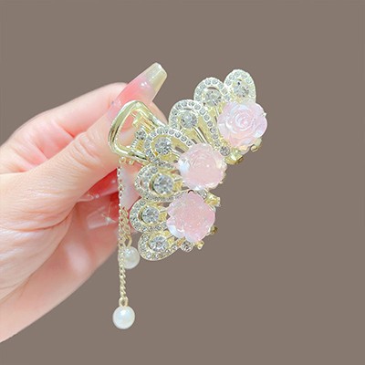 Matte Grey Velvet Booth Elegant Hair Accessories Three Dimensional Design - Bild 13 von 31