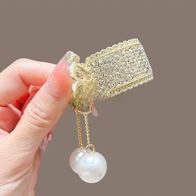 Matte Grey Velvet Booth Elegant Hair Accessories Three Dimensional Design - Bild 30 von 31