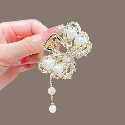 Matte Grey Velvet Booth Elegant Hair Accessories Three Dimensional Design - Bild 14 von 31