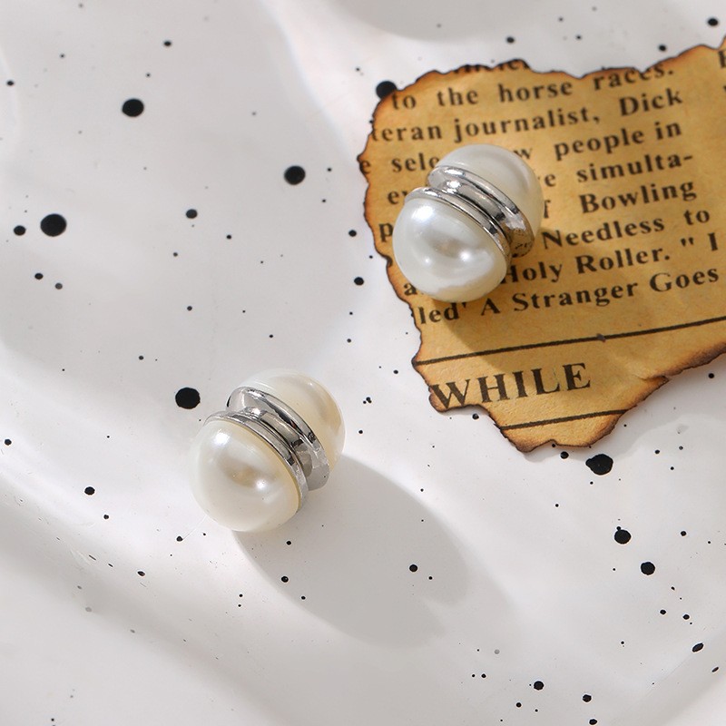 Lightweight Magnetic Pearl Ear Clips for Sensitive Ears Comfortable Wear - Picture 14 of 23