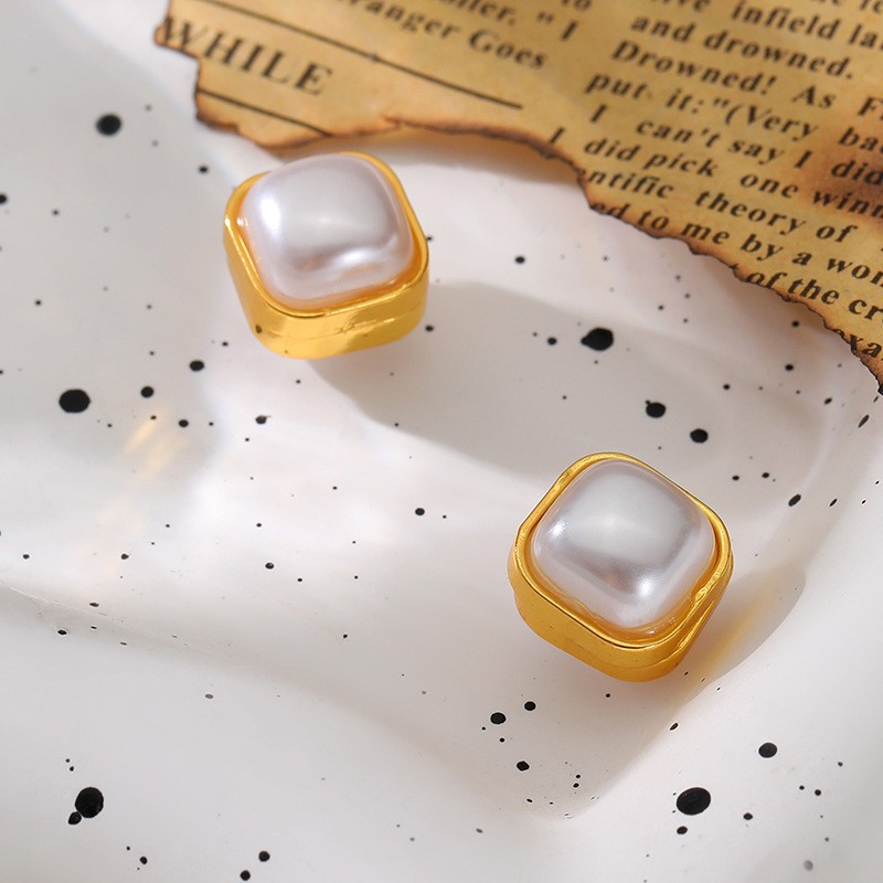 Lightweight Magnetic Pearl Ear Clips for Sensitive Ears Comfortable Wear - Picture 15 of 23