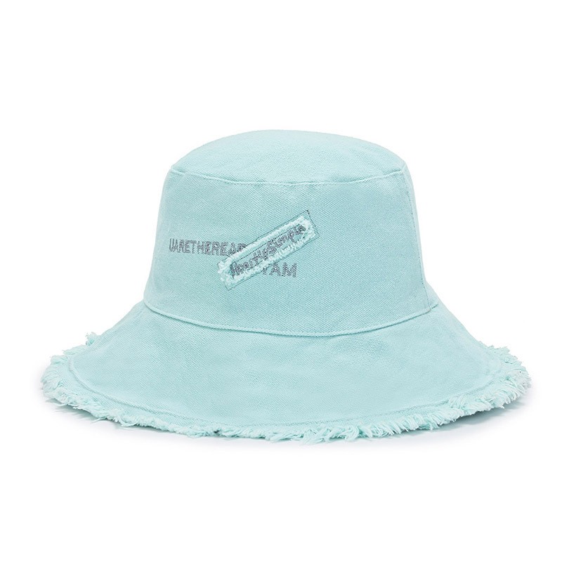 Chapeau de soleil large bord pour femme léger vendre et à la mode par temps chaud