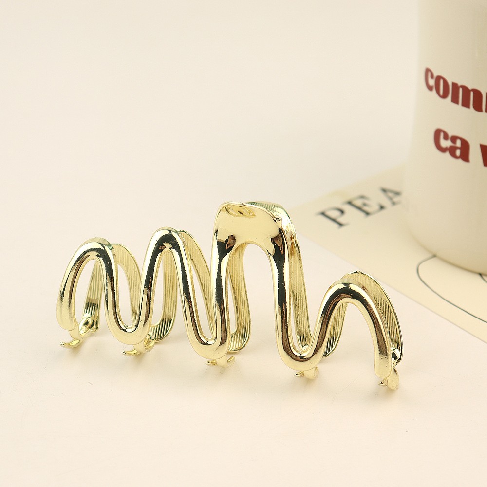 Modischer Haarschmuck Metallclips in vendu Dreiecks- und Wellenform