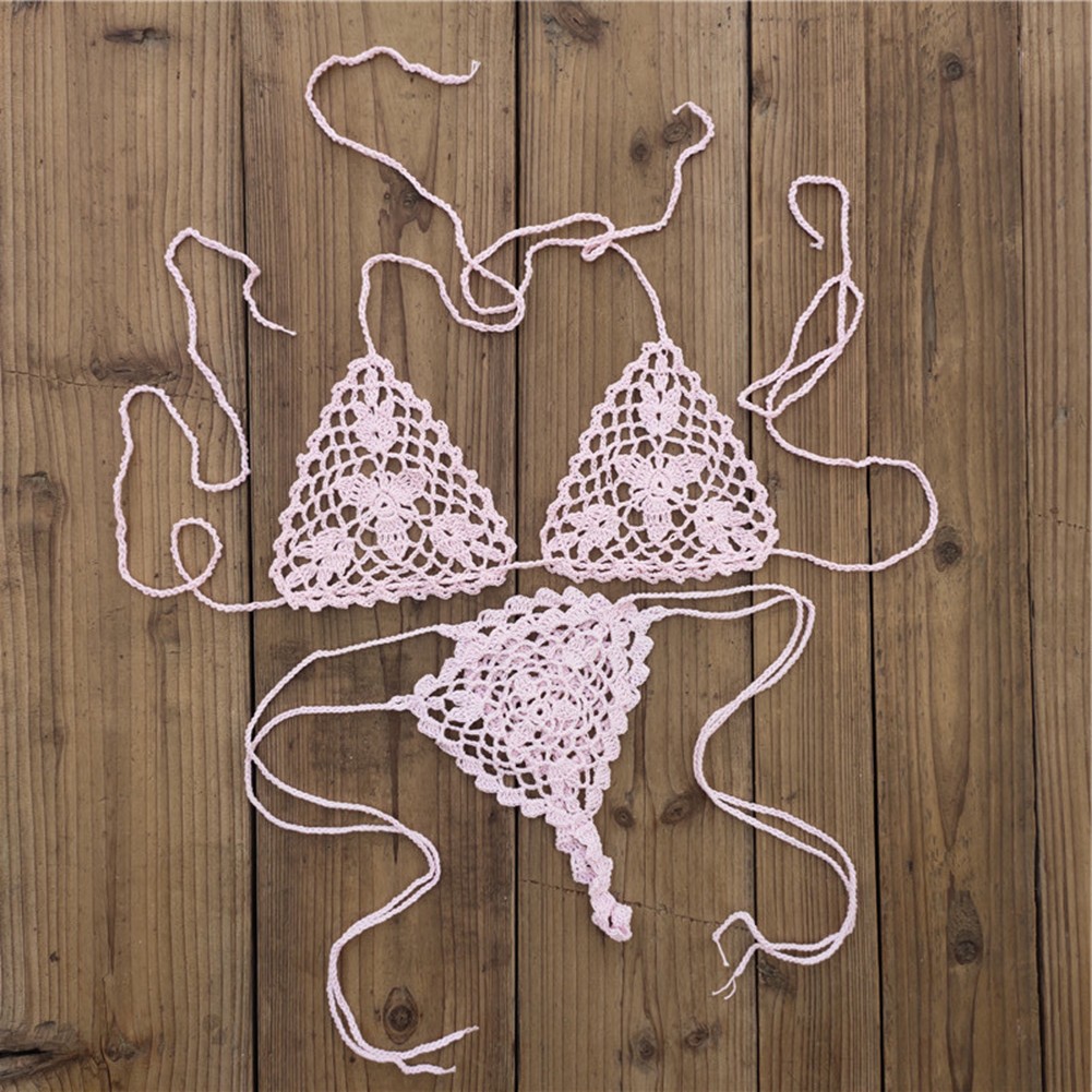 Ensemble maillot de remise bain femme au crochet avec motif maille pour profiter de la