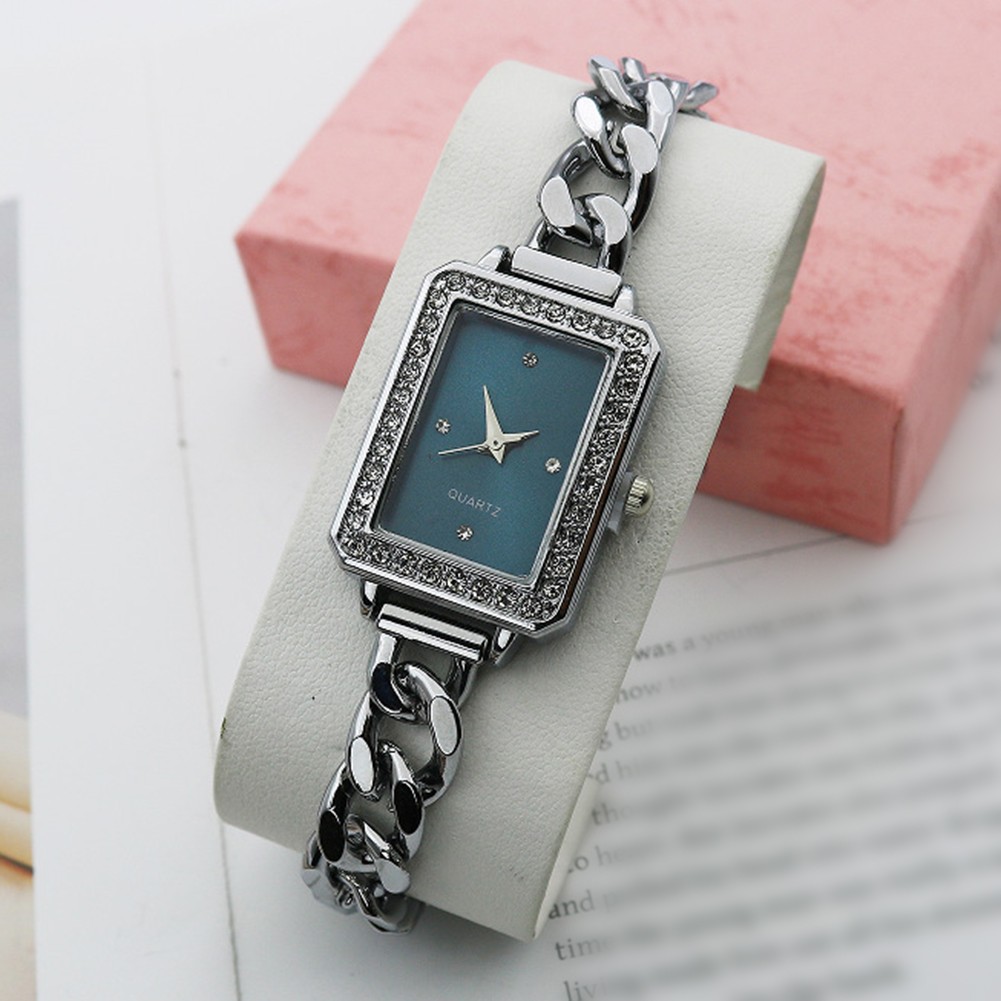 Modern Women's Watch with Gold Bracelet and Distinctive Diamond Design - Picture 12 of 12