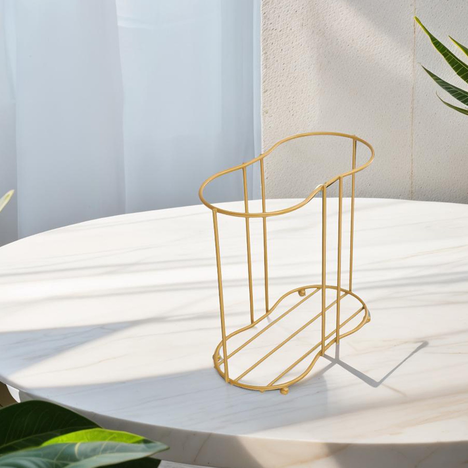 Maximize Countertop Space with This Cup Storage Rack Designed for Quick Access