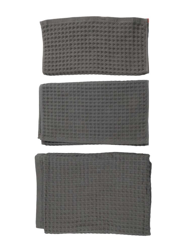 Soft Textured Bath Towels in a Convenient Three Piece Waffle Weave Set - Picture 36 of 38
