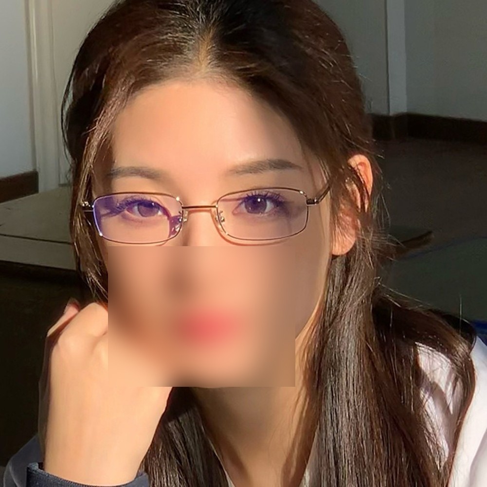 Fashion Forward Rectangular Eyeglass Frames Suitable for Office and Gaming - Zdjęcie 6 z 13