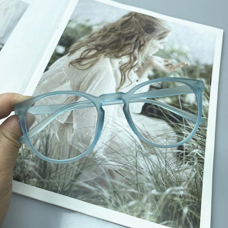 Colorful and Lightweight Korean Style Round Glasses for Comfortable Fit - Picture 5 of 9