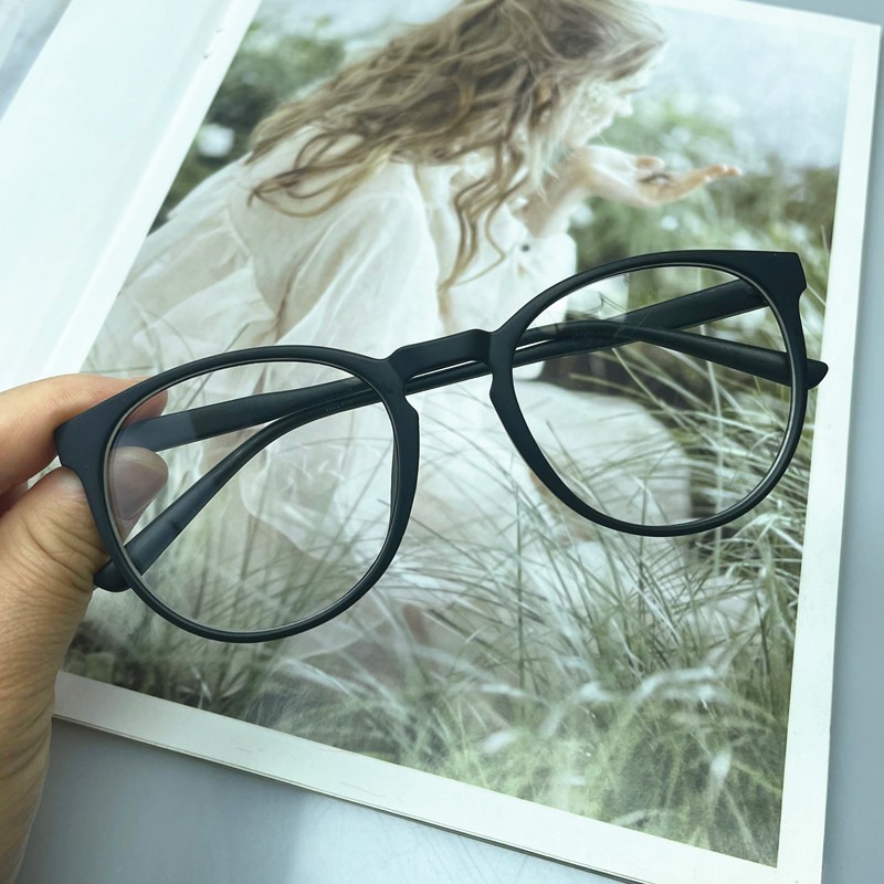 Colorful and Lightweight Korean Style Round Glasses for Comfortable Fit - Picture 4 of 9