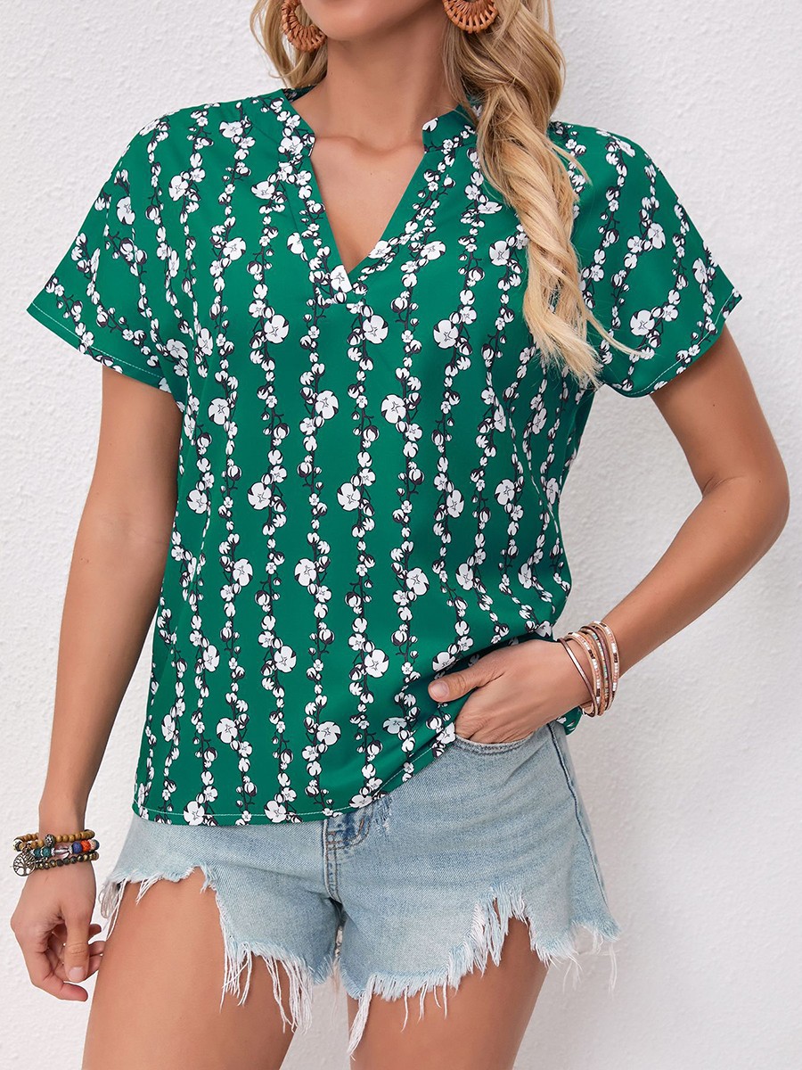 Stylish Green T Shirt for Women Short Sleeves Floral and Striped Casual Design - Picture 31 of 72