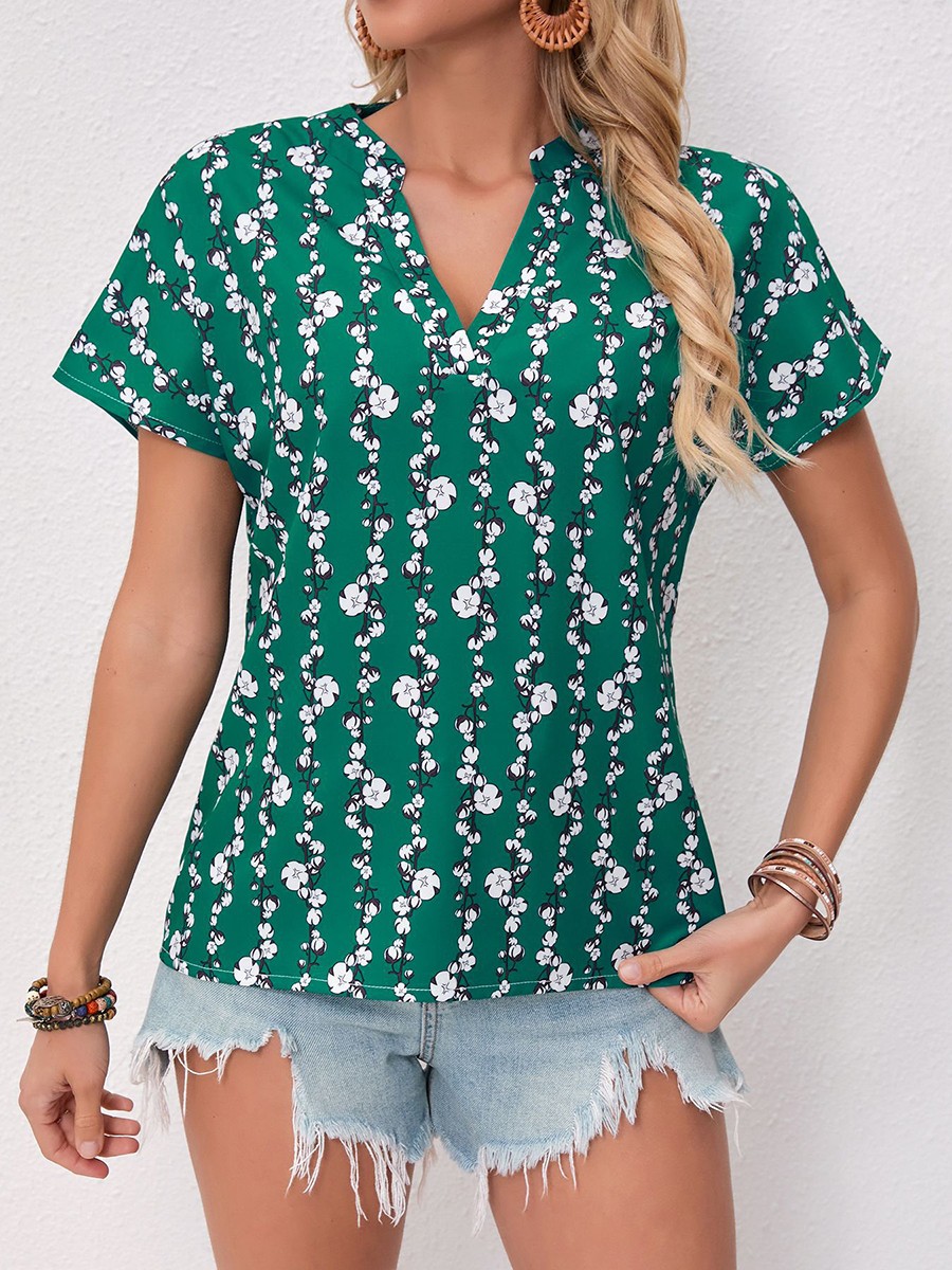 Stylish Green T Shirt for Women Short Sleeves Floral and Striped Casual Design - Picture 17 of 72