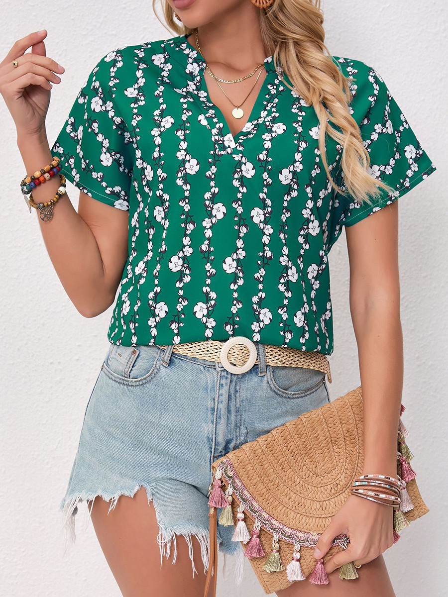 Stylish Green T Shirt for Women Short Sleeves Floral and Striped Casual Design - Picture 19 of 72