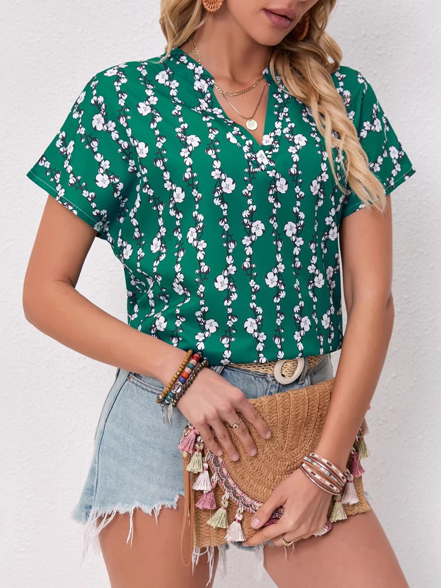 Stylish Green T Shirt for Women Short Sleeves Floral and Striped Casual Design - Picture 18 of 72