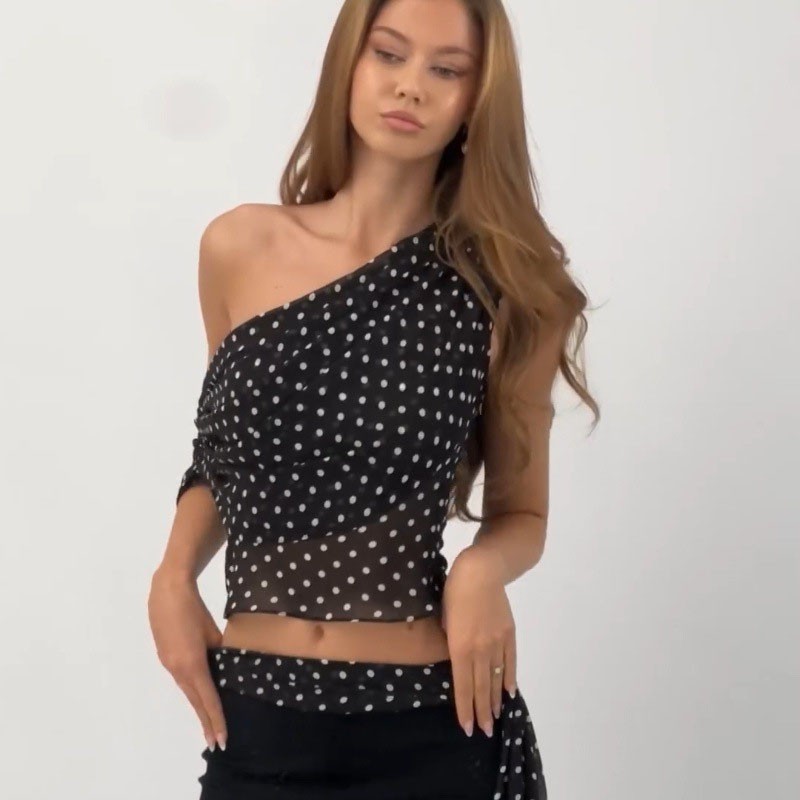 Unique Women Off Shoulder Polka Dot Vest with Irregular Style for Summer Look - Picture 20 of 27