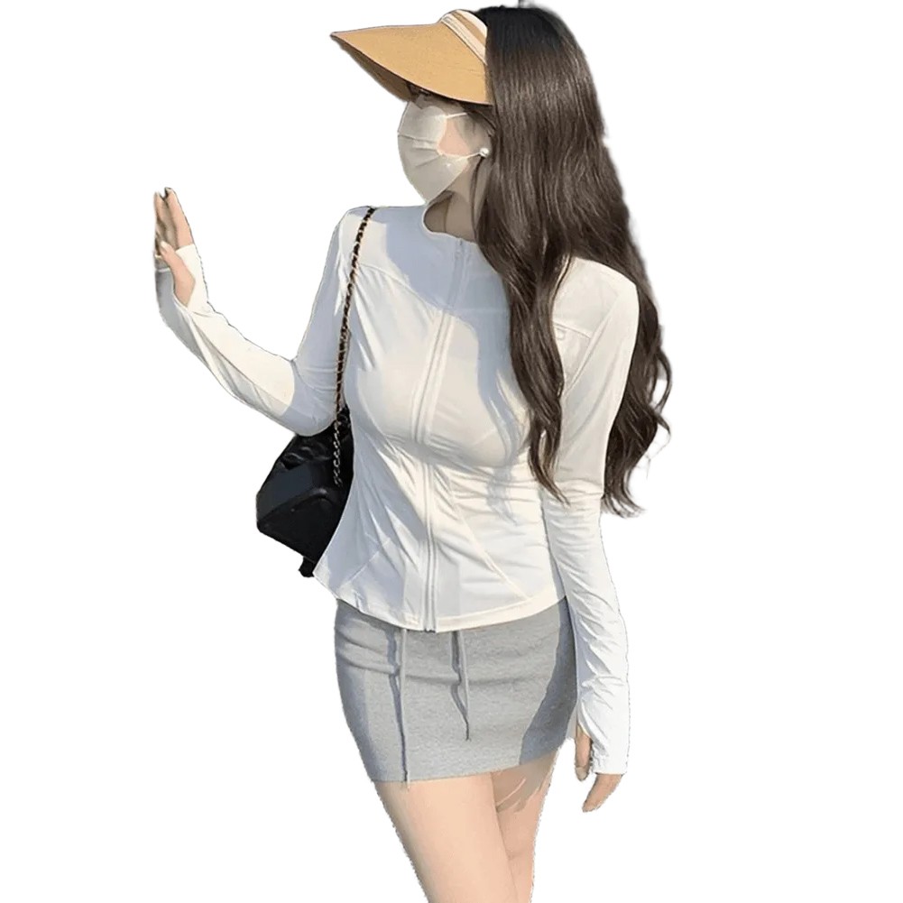 Essential Womens Fit Jacket for Sun Protection during Sports Activities - Picture 16 of 21
