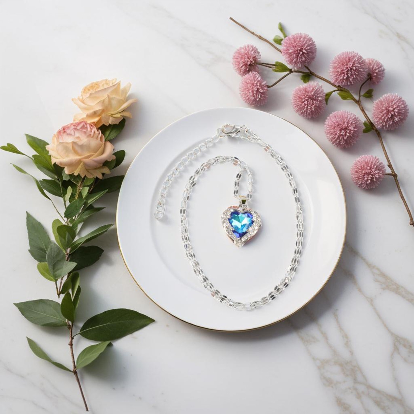 Elegant Heart Necklace Three Dimensional Design Ideal for Fashion Lovers - Picture 22 of 31