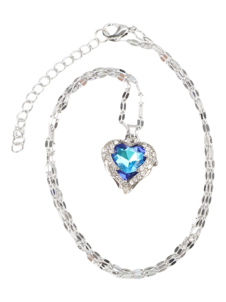 Elegant Heart Necklace Three Dimensional Design Ideal for Fashion Lovers - Picture 30 of 31