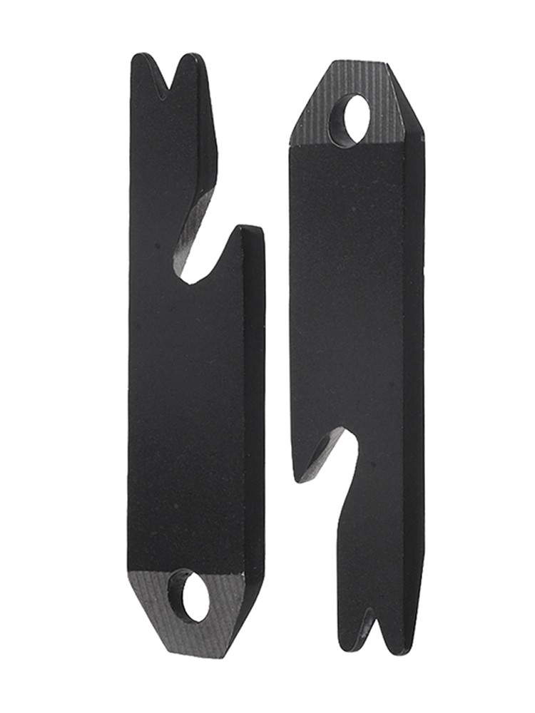 Compact Multifunction 4 in 1 Keychain Tool Stainless Steel Pry Bar Nail Puller