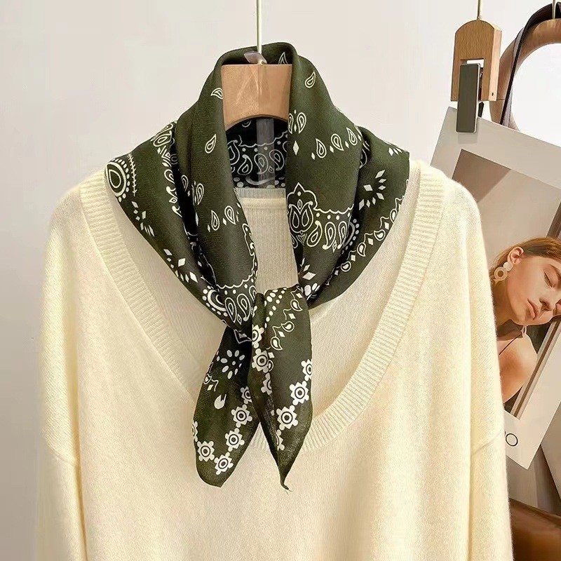 Green Cotton Linen Scarf 70x70cm Autumn Shawl Wrap Neck Warmer with Embroidery - Picture 9 of 26