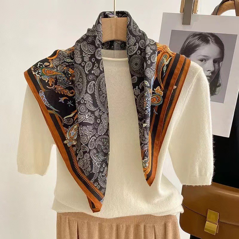 Green Cotton Linen Scarf 70x70cm Autumn Shawl Wrap Neck Warmer with Embroidery - Picture 21 of 26