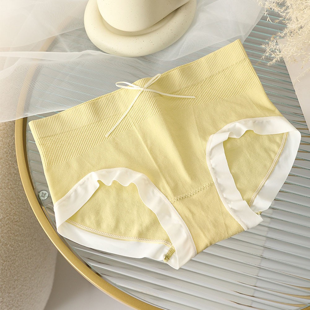 Ladies Polyester Seamless Briefs Mid Waist Fit for Vacation Holiday and Yoga