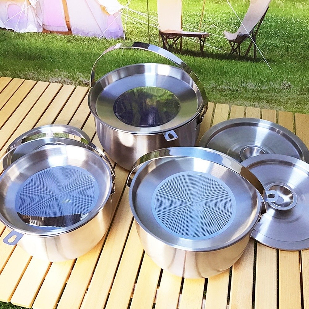 Compact Stainless Steel Picnic Pot with Lid and Filter for Easy Transport