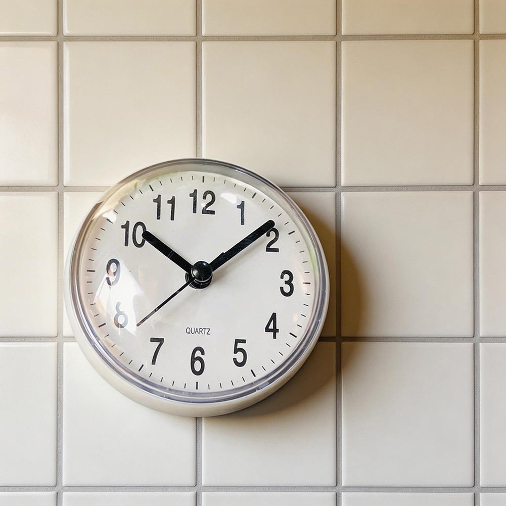 Silent Quartz Sucker Clock Anti Fog Designed for Kitchen Bathroom Walls